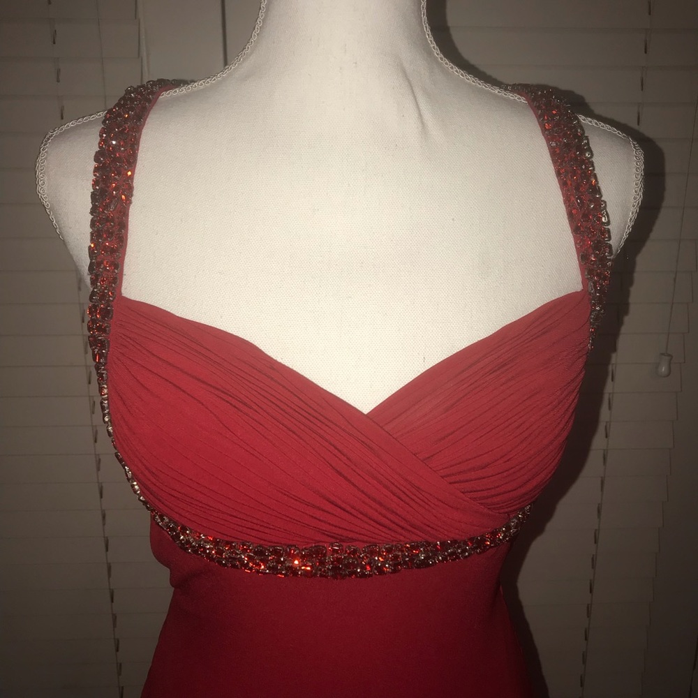 💎 Red JOVANI evening gown with rhinestones - Picture 6 of 8